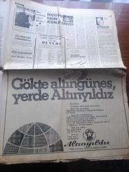 Halka ve Olaylara Tercüman Gazetesi - Turkish Newspaper - 15 Mayıs 1976 - konferans Kıbrıs tezimizi benimsiyor - 7. İslam ülkeleri Dışişleri bakanlığı konferansı - FKÖ Genel sekreteri Kaddumi dedi ki Türkiye'de büro açılması olumlu bir adımdır - Celal Bayar ve Süleyman Demirel baş başa yemek yedi fotoğraf - Bülent Ecevit Paris bir robotsun şefi İlhami Şükrü Polatay'la görülüyor - Bülent Ecevit ilk seçimde CHP iktidarda olacak - Danıştay'ın yetkileri anayasa ile sınırlıdır yazan Nazlı Ilıcak - Üç Beş çizgi yazan Rauf Tamer - Amerika Almanya'ya 3500 asker gönderiyor - Osmanlı tarihi yazan Lord Kinross Yazı Dizisi - tercüman gazetesinin armağanı tam sayfa Orhan Gazi portresi - televizyonda bugün - Edebi Roman Dönemeç'te yazan Tarık Buğra Yazı Dizisi - Sezak Halıları - Yasin Özdenak'ın jübilesini Galatasaray yapacaktır - Galatasaray kulüp başkanı Selahattin Beyazıt - imparator Beckenbauer Yazı Dizisi - Fenerbahçe kulübü başkanı Emin Cankurtaran Fenerbahçe'de her şeyi düzeltip çekileceğim
