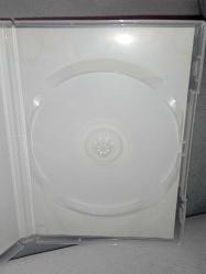 Pc oyun legacy of kain defiance. Orijinal. Disk 10 üzerinden 8.5 Kartonetin iç kısmında hafif lekeler var.