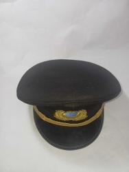 1990 yılından harici subay sapkasi