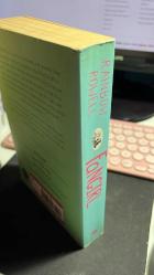 FANGIRL - RAINBOW ROWELL - THE NEW YORK TIMES BESTSELLING AUTHOR OF ELEANOR & PARK - MACMILLAN 2014