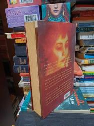 Kızıla Boyalı Saçlar