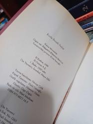 Kızıla Boyalı Saçlar