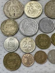 TC Cumhuriyet Dönemine ait 25 adet karışık madeni paralar ÇÇT/ÇT