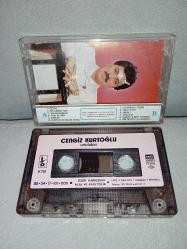 Kaset Cengiz Kurtoğlu unutulan albümü Orijinal 1988 dönem Kağıt Baskı. Kaset ve kartonet tertemiz. sorunsuz çalışıyor. koleksiyonluk.
