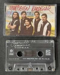 YURTSEVEN KARDEŞLER * TOPRAK * KASET