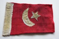 LOT.9 » ESKİ  NADİR KOLEKSİYONLUK  ASKER BAYRAĞI ARKASI MÜHÜRLÜ