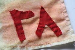 DAĞILAN KOLLEKSİYON  NADİR KOLEKSİYONLUK  EL DİKİMİ  HİLAL-İ AHMER SANCAK  ARKASI MÜHÜRLÜ