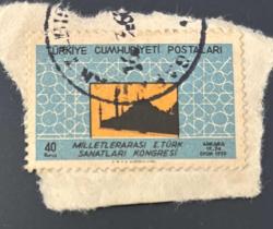 Türk Pulu - Turkish Stamp -Mektup Zarfından Kesilmiş /Postadan Geçmiş Pul Filateli - Damgalı -MİLLETLERARASI I.TÜRK  SANATLARI KONGRESİ TEMALI PUL, 40 KURUŞ - Türkiye Cumhuriyeti - NOSTALJİK DOĞUM GÜNÜ HEDİYESİ