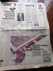 Halka ve Olaylara Tercüman Gazetesi - Turkish Newspaper - 30 Ekim 1977 - Alparslan Türkeş ile Güneri Civaoğlu'nun mülakatı fotoğraf - demokrasi ve liderler yazan Nazlı Ilıcak - cumhuriyetin 54. Yılı törenlerle kutlandı - Fahri Korutürk partiler arasında diyalog kurulmalı dedi - Adalet Partisi grup başkan vekili İlhami  Ertem meclis başkanını salı günü seçmek için yükleneceğiz - MHP Gültepe lokali saatli bomba ile tahrip edildi - İtalya ile uçak anlaşması ikinci defa ertelendi - zavallı çağ yazan Rauf Tamer - Ziya Ül Hak 1 Kasım'da Türkiye'ye geliyor - Efeler geliyor Foto Roman - Sakıp Sabancı'nın ağzı - Vitrin Yavuz Donat - 100 bin ton bitkisel yağ açığı var - gençliğim eyvah yazan Tarık Buğra - Cihan pehlivanı Kara Ahmet yazan Eski Bir Pehlivan Yazı Dizisi - Milli piyango Dün çekildi - Milli Eğitim Bakanı Nahit Menteşe bazı Parti ve ocaklara kayıt olarak eğitim enstitülerine girilemez dedi - MHP başkanlık divanı yeniden teşkil edildi - arkadaşımız Sema Hayırseven nişanlandı