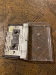 RAHMİ SALTUK - HADİ GÜLÜMSE - KASET