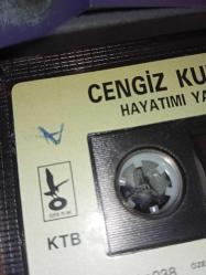 Kaset Cengiz Kurtoğlu hayatımı yaşıyorum albümü. Orijinal 1989 dönem Kağıt Baskı. sorunsuz çalışıyor.