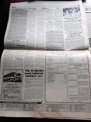 Türkiye Gazetesi - Turkish Newspaper - 23 Haziran 1984 - idarenin yeniden düzenlenmesi yazan Yalçın Özer Başmakale - 1985'te enflasyon %21'e düşecek - silahlanma harcamaları her sene %3.3 artıyor - Başbakan Turgut Özal bugün 800 gecekonduya tapu verecek - Türkiye'de ilk defa biri gecekondu mahallesi pilot bölge seçildi - Papandreu ateşle oynuyor - konuşan otomobil yapıldı - şoförler hiç alkol kullanamayacak - askeri teknoloji hazırlayan Cemil Candan Yazı Dizisi - Zile İmam Hatip lisesi pansiyon binası yeniden inşa edilecek - eski İstanbul hikayeleri seni öldürmezsem bana yazık gönderen Mehmet Oruç Yazı Dizisi - Resimli Evliya Çelebi seyahatnamesi hazırlayan Kemal Akmeriç Desen Samim Utkun Yazı Dizisi - Ramazan sohbetleri yazan Nurettin Öğe - Peygamberler tarihi yazan Abdüllatif Uyan Yazı Dizisi - YÖK 36 öğretim üyesi hakkında tahkikat açtı - Çınarcık balıkçı barınağı 7 temmuz'da açılacak - Avrupa Futbol şampiyonasında yarı final heyecanı - Fransa Portekiz maçı - İlyas Tüfekçi fotoğraf