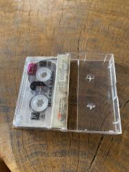 SEZEN AKSU - DELİ KIZIN TÜRKÜSÜ - KASET + KİTAPÇIK