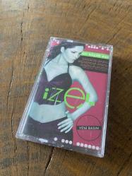 İZEL - BİR KÜÇÜK AŞK - KASET (JELATİNİNDE)