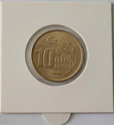 Türkiye Cumhuriyeti  1998 Yılı 10 Bin Lira  İnce Pul  Kenar Yazısı Turaya Göre Düz  (TCM0009)