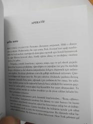 MUTFAK SIRLARI: Aşçılık Dünyasından Mahrem Maceralar.. Kitchen Confidential: Adventures in the Culinary Underbelly ©2000.. Anthony Bourdain.. (2014/6)