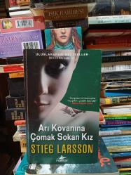 Arı Kovanına Çomak Sokan Kız - Milennium Serisi - 3