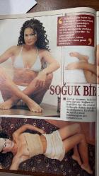 STARLİFE DERGİSİ - 15 EKİM 2000 PAZAR – SÜREYYA IŞINAY – METİN – HAKAN URAL – SEBNEM TÜRKER – İZEL – ELİF KRAMER – OZAN DOĞULU – KENAN DOĞULU – SERTAB ERENER – DEMİR DEMİRKAN – ELA KAYA – UĞUR KİRİK – SERAP POYRAZ – ZEYNEP ÖZYILMAZER – HANDE ATAİZİ – OKAN IŞIK – UFUK YILDIRIM – NESLİHAN YAVUZCAN – ÖNER ÖNGÜN – ŞAFAK SEZER – ESRA KAÇMAZ – EREN ABDULLAHOĞLU – KORAY KASAP – ENGİN ARDIÇ – ÖZLEM SAVAŞ – ŞEBNEM ÖZİNAL – TURAL – ZİNCİBİ  ÜNLÜ POPÇUNUN SEVGİLİLERİ SAÇ SAÇA BAŞ BAŞA – SÜREYYA IŞINAY KİMİN YUVASINI YIKTI – ESKİ FUTBOLCU METİN’İN KAÇAK GÜREŞİ – HAKAN URAL NİYE KISKANDI – DOĞULU’NUN AŞK RALLİSİ – HAFTANIN GÜZELİ SEBNEM TÜRKER – İZEL YİNE ALDATILDI – ELİF KRAMER PANIC ATTACK – OZAN DOĞULU RALLİDE YAKALANDILAR – UĞUR KİRİK SERAP POYRAZ ALDATMASI – BİR İPTE İKİ CAMBA UFUK YILDIRIM NESLİHAN YAVUZCAN – BU İLİŞKİ GİDER Mİ – ŞAFAK SEZER ESRA KAÇMAZ DÜĞÜN VAR – DOĞU BATI ÇELİŞKİSİ ENGİN ARDIÇ – PAPARAZZİ TURAL ZİNCİBİ – KORAY KASAP YENİ SEVGİLİSİ - 24 SAYFA