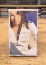 BURCU GÜNEŞ AY ŞAHİT KASET JELATİNLİ