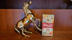 PİRİNÇ ŞAHLANMIŞ AT  BAŞ YUKARIDA    ( Orta boy )