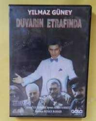 Vcd - Yılmaz Güney / Duvarın Etrafında   (Dvd kutusunda Vcd)