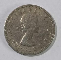 1966 İngiltere 1 Shilling, Ön Yüzde Kraliçe Elizabeth Arka Yüzünde  taçlı kalkan üzerinde üç aslan
