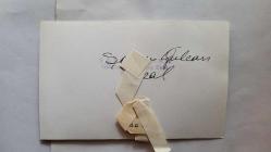 TÜRK HALK MÜZİĞİ SANATÇISI GÜLCAN OPEL'İN ORİJİNAL FOTOĞRAFI - 14 x 9 cm EBADINDA - GÜLCAN OPEL, KÖYDE AMCASININ HARMANINDA GÜVEN SÜRERKEN ÇEKİLMİŞ BİR KARE (FOTO; ŞABAN ERDEM)