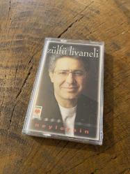 ZÜLFÜ LİVANELİ - NEYLERSİN - KASET (JELATİNİNDE)