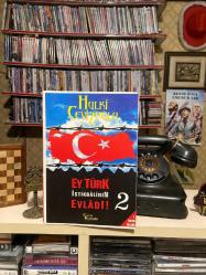 Ey Türk İstikbalinin Evladı 1 - 2 ( 2 Kitap Birlikte )