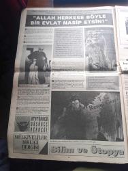 İç Manzaralar Gazetesi - Turkish Newspaper - 6 31 Mayıs 1997 - Deniz Gezmiş'e ve bugün aramızda bulunan bulunmayan tüm 68'li mücadele arkadaşlarına - Deniz Gezmiş'in babası Cemil Gezmiş  Allah herkese böyle bir evlat nasip etsin fotoğraf - 68'li yıllar üzerine söyleşiler - Mahir Çayan - 1968'in kültürel dokusu yazan Ataol Behramoğlu - Ernesto Che Guevara'nın savaş anıları yar yayınları - Che'den sonra sağ kalan adam yazan Dariel Alarcon Ramirez - Uğur Mumcu Bir çift güvercin - Bedri Baykam Deniz 100*150 cm tual üzerine fotopentür- Devrimci Kemalist Bakış - 68'liler Birliği vakfının başkanı Haşmet Atahan fotoğraf - Avukat Halit Çelenk için idam gecesinin acıları hiçbir zaman dinmeyecek - THKP-C Ordu içinde subayları olan ve darbe pazarlıkları yapan bir kuvvetti - eylemci militan gençlerden Kamil Dede fotoğraf - Rasih Nuri İleri tüm dünyada Sovyetlerin tek dostu Türkiye'ydi - Dr. Ruhi Koç Dev Genç'in en hızlı militanlarındandı - 1960 1972 kronoloji - Necla Ülkü Kuglin - Talat Aydemir
