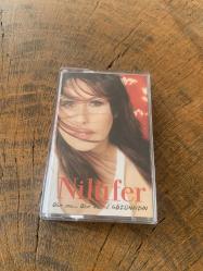 NİLÜFER - OLUR MU OLUR MU / GÖZÜNAYDIN - KASET