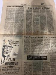DÜNYA GAZETESİ - DOĞUM GÜNÜ HEDİYESİ (TURKISH NEWSPAPPER) - 27 MAYIS 1966 - SADECE TEK YAPRAKTIR -İsmet İnönü-Ekrem Alican-Roger Vadim-Bedii Faik-Necdet Kurdakul-Naim Dündar Saylan-H. Şükrü Selçikoğlu-Falih Rıfkı Atay-Gönül Dönmez-Shirley Ann Grau-Liderlerin yeni gezileri ile kampanya hızlanıyor-İnönü İzmir’e hareket ediyor-E. Alican Pazar günü Diyarbakır’da konuşacak-Hürriyet ve Anayasa Bayramı kutlandı-Türkistanlıların iddiası TRT Kızıl Çin ağzı kullanıyor-Irak Türk Ortak bildirisi-Yanlış hesap-Nakliye ambarları gece çalışacaklar-Aşık İhsani’nin bir kitabı toplattırıldı-G. Kore’deki Birliğimizi çekiyoruz-Ortaokul öğrencisi Murat Baykent Kennedy’nin katili Oswald’a özenmiş-Hizmet içi eğitimin amaçları-Freud ve çağımızın problemleri-Türk Yunan görüşmesi ve çıkmazı-Pazar Konuşmaları-Hayata isyan