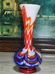 20089-MUHTEŞEM GÜZELLİKDE KIRÇILLI MURANO CAM VAZO