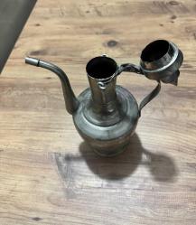 Antika El İşçiliği Dövme  Küçük Bakır İbrik Yüksek kaliteli kalın bakır, geleneksel dövme tekniği ile üretilmiştir.