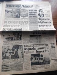 Türkiye Gazetesi - Turkish Newspaper - 23 Ağustos 1984 - Kültür ve Turizm Bakanı Mükerrem Taşçıoğlu ile sohbet fotoğraf - müstehcenlik artık önlenmelidir - İzmir fuarına edep geldi - Libya gemilerine el konuldu - koleraya davet - Divan edebiyatı kavramı üzerine bir araştırma yazan edebiyatçı Yücel Söztutan - Milli Eğitim Bakanı Vehbi Dinçerler öğrenciler bilgi hamalı olmayacak dedi - gülsuyu mahallesi halkının dramı - Resimli Evliya Çelebi seyahatnamesi hazırlayan Kemal Akmeriç Desen Samim Utkun Yazı Dizisi - Peygamberler tarihi yazan Abdüllatif Uyan Yazı Dizisi - Adana Belediye Başkanı Aytaç Durak Adana'yı büyük köy olmaktan kurtaracağız dedi fotoğraf - ABD Yunanistan'ın Türk tehdidi görüşünü kabul etmedi - Özkan Sümer'e göre hazırlık maçlarından sonra Trabzonspor - Beşiktaş teknik direktörü Stankoviç - Galatasaray'ın sezon başında milyonlar harcayarak kurduğu takım Derwall'e emanet - Karate hazırlayan Türkiye Gazetesi spor servisi - Karşıyaka menajeri Erol Baş gençlerimizden memnunuz