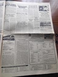 Türkiye Gazetesi - Turkish Newspaper - 25 Ağustos 1984 -  balık altın fiyatına satılıyor - balık halinde dünkü fiyatlar - Müstehcenliği önleyici tasarı meclise geliyor - adalet bakanı Necat Eldem'in gazetemize beyanatı - demokrasi bağımsızlık yazan Yalçın Özer Başmakale - HP Genel Sekreteri SODEP siyasi bir mafyadır dedi - Erdal İnönü en önemli iş demokrasidir - İzmir fuarında çıplaklar kapatıldı - tahtakale'de 16 dükkan soyuldu - Malazgirt zaferimizin getirdikleri yazan Gazanfer Şahin - Resimli Evliya Çelebi seyahatnamesi hazırlayan Kemal Akmeriç Desen Samim Utkun Yazı Dizisi - Peygamberler tarihi yazan Abdüllatif Uyan Yazı Dizisi - İki Sovyet Harp gemisi daha Kızıldenize gitti - Beşiktaş Adnan Gülek'i transfer ediyor - ilk randevu bugün Beşiktaş Boluspor - futbol sezonuna girerken yazarlar ne dediler - Necmi Tanyolaç Trabzonspor Doygun Beşiktaş oturmuş Fenerbahçe arzulu Galatasaray ise tedirgin görülüyor dedi - geçen sezon sakatlanıp Fenerbahçe'yi şampiyonluktan eden Selçuk Yula foto