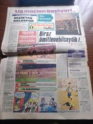 Türkiye Gazetesi - Turkish Newspaper - 25 Ağustos 1984 -  balık altın fiyatına satılıyor - balık halinde dünkü fiyatlar - Müstehcenliği önleyici tasarı meclise geliyor - adalet bakanı Necat Eldem'in gazetemize beyanatı - demokrasi bağımsızlık yazan Yalçın Özer Başmakale - HP Genel Sekreteri SODEP siyasi bir mafyadır dedi - Erdal İnönü en önemli iş demokrasidir - İzmir fuarında çıplaklar kapatıldı - tahtakale'de 16 dükkan soyuldu - Malazgirt zaferimizin getirdikleri yazan Gazanfer Şahin - Resimli Evliya Çelebi seyahatnamesi hazırlayan Kemal Akmeriç Desen Samim Utkun Yazı Dizisi - Peygamberler tarihi yazan Abdüllatif Uyan Yazı Dizisi - İki Sovyet Harp gemisi daha Kızıldenize gitti - Beşiktaş Adnan Gülek'i transfer ediyor - ilk randevu bugün Beşiktaş Boluspor - futbol sezonuna girerken yazarlar ne dediler - Necmi Tanyolaç Trabzonspor Doygun Beşiktaş oturmuş Fenerbahçe arzulu Galatasaray ise tedirgin görülüyor dedi - geçen sezon sakatlanıp Fenerbahçe'yi şampiyonluktan eden Selçuk Yula foto
