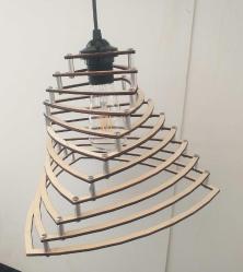 ✨Aluminyum kullanılarak monte edilen üçgen girdap avize...