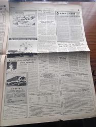 Türkiye Gazetesi - Turkish Newspaper - 5 Temmuz 1984 - Romanya başbakanı Constantin Dascaluscu Ankara'ya geldi ve Turgut Özal ile birlikte fotoğraf - işçi emekli 3 aylıkları 6213 7095 TL arttı - Profesör Doktor Cevat Babuna kan uyuşmazlığı artık hayati tehlike değil dedi - Milli Eğitim Bakanı Vehbi Dinçerler arapçanın ders olarak okutulmasında mahzur yok dedi - zeytinyağı kanser tehlikesini azaltıyor - Hürriyet gazetesi kokteyl verdi Fotoğrafı - Alman devlet başkanı Weizsäcker Türk dostu fotoğraf - Ankara Üniversitesi ilahiyat fakültesi dekanı Talat Koçyiğit türban bazı kız öğrenciler için bir kolaylıktır dedi - resimli Evliya Çelebi seyahatnamesi hazırlayan Kemal Akmeriç Desen Samim Utkun Yazı Dizisi Yalçın - Peygamberler tarihi yazan Abdüllatif Uyan Yazı Dizisi - ilk sanayi fuarımız Kocaeli fuarı milletlerarası olma yolunda - Türkiye'de 745 halk ve çocuk kütüphanesi bulunuyor - Amerika'da amatör sporcuları özel teşebbüs destekliyor - Galatasaray'da oynayacak olan Yusuf Altıntaş foto