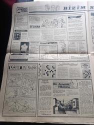 Türkiye Gazetesi - Turkish Newspaper - 3 Temmuz 1984 - Ramazan Bayramını huzur içinde geçirdik fotoğraf - yüksek tahsil düzenimiz yazan Yalçın Özer Başmakale - Başbakan Turgut Özal bugün İzmir'de tapu dağıtacak - İsrail eski devlet başkanı Efrayim Katsiz tevkif edildi - Arpaçay barajı yarın açılıyor - federal Almanya'da füze imal edebilecek - Afrika'da sefalet halimize şükredelim fotoğraf - Cumhurbaşkanı Kenan Evren İstanbul'a geliyor - ünlü kaptanlarımızdan Turgut ve Murat reisler yazan Selim Altıer - Özbekler Camii ve tekkesi pansiyon haline getirildi fotoğraf - Banker Kastelli'nin emlaki bugün açık artırmayla satılacak - Resimli Evliya Çelebi seyahatnamesi hazırlayan Kemal Akmeriç Desen Samim Utkun Yazı Dizisi - Peygamberler tarihi yazan Abdüllatif Uyan Yazı Dizisi - Türkiye'de en çok gol atan futbolcu olarak imzasını futbol tarihine atanlar Cemil Turan Selçuk Yula ve Hoçiç fotoğraf - Metin Oktay gol atma rekorunu hala elinde tutuyor -En az gol yeme rekorunu elinde tutan Şenol Güneş