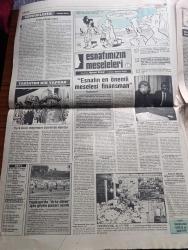 Türkiye Gazetesi - Turkish Newspaper - 13 Ağustos 1984 - mühim bir ziyaret yazan Enver Ören Başmakale - İstanbul esnaf ve sanatkar dernekleri Birliği ikinci başkanı Temel Çoruh en önemli mesele finansman dedi - Piyalepaşa imalathanesinin temeli atıldı  fotoğraf - İstanbul'da huzur operasyonu - Hüsnü Mübarek Türkiye'yi ziyaret edecek - Milli Eğitim Bakanı Vehbi Dinçerler bütün kahvehanelere gazete gönderme kampanyası açacağız dedi - ABD'de öldürülen Engin Aydın'ın cenazesi bugün yurda getiriliyor - topkapı'da orta direk için giyim pazarı açıldı fotoğraf - Resimli Evliya Çelebi seyahatnamesi hazırlayan Kemal Akmeriç Desen Samim Utkun Yazı Dizisi Yalçın - Peygamberler tarihi yazan Abdüllatif Uyan Yazı Dizisi - zeka bulmacası - teknik direktör Neagu Eskişehirspor taş gibi - av yasağı sona erince balık hali hareketlendi fotoğraf - Los Angeles'i 3 bronz ile kapattık - Seul 1988 olimpiyatlarında buluşalım - çok güçlü rakipleri ile güreşip bronz madalyayi alan Ayhan Taşkın fotoğraf