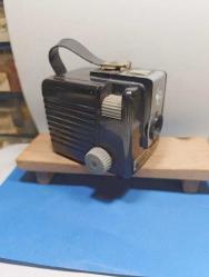 F3--KODAK BROWNIE HAWKEYE DEKORLUK BAKALİT KASA FOTOĞRAF MAKİNASI