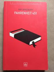 Fahrenheit 451 - İthaki Bilimkurgu Klasikleri