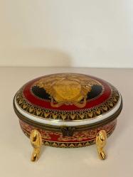 limoges france el yapımı Versace Medusa Blue koleksiyonuna ait porselen takı kutusu