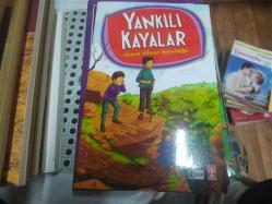 Yankılı Kayalar