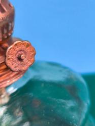 Antika Hong Kong Gaz Lambası