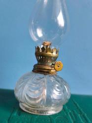 Antika Hong Kong Gaz Lambası