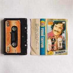 FERDİ TAYFUR - Konser - Uzelli 858 - Yerli Baskı Kaset