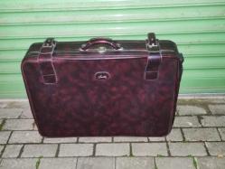 20062-VİNTAGE CANTAŞ MARKA SİYAHLI-KIRMIZILI KIRÇILLI DERİ TEKERLEKLİ BAVUL