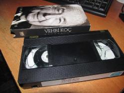 VEHBİ KOÇ BELGESEL   VHS  KASET